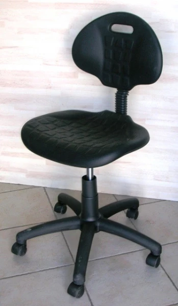 כיסא מעבדה